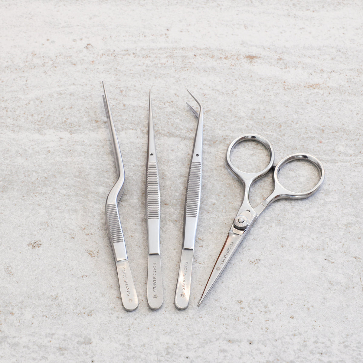 Tweezer set + scissors – fine tip